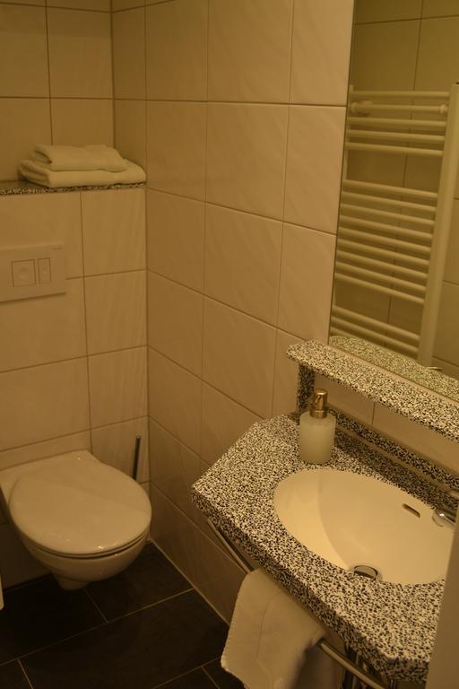 Hotel Hospiz Tübingen Oda fotoğraf